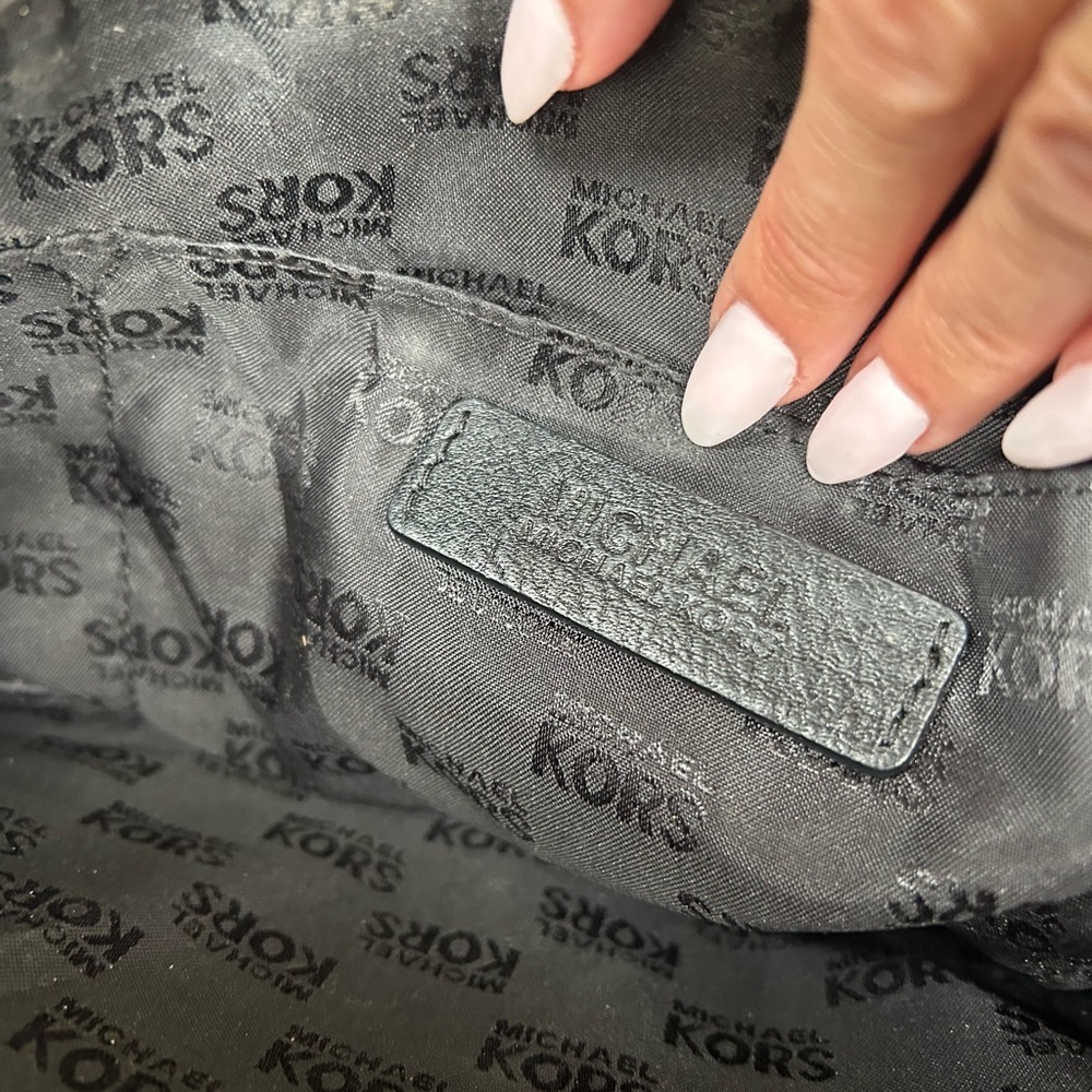 Michael Kors Purse - Picture 2 of 15